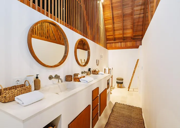 Ambre - Brand New 2br Luxury With Pool 别墅